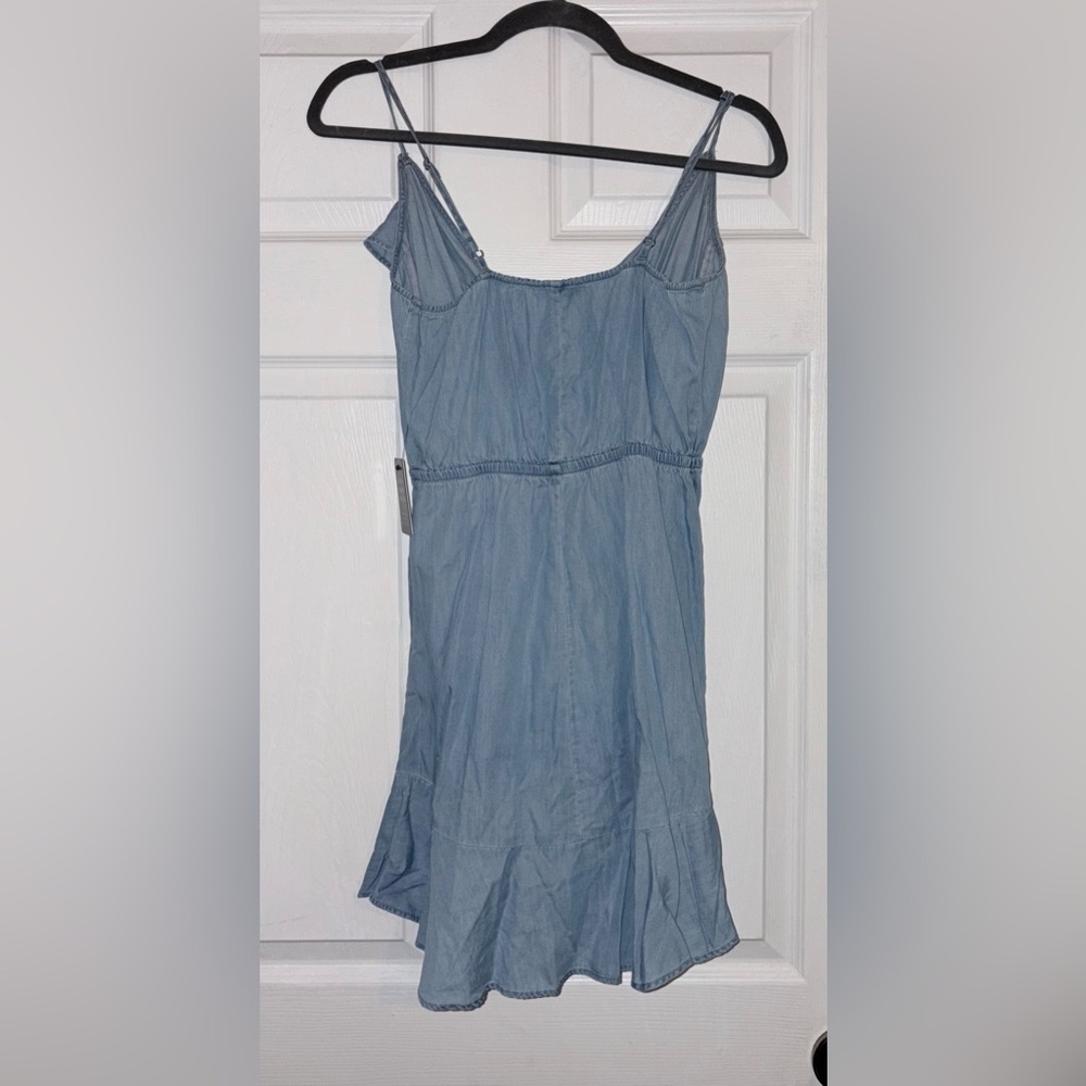 NWT Express Chambray Ruffle Front Dress Size XS - Picture 6 of 7